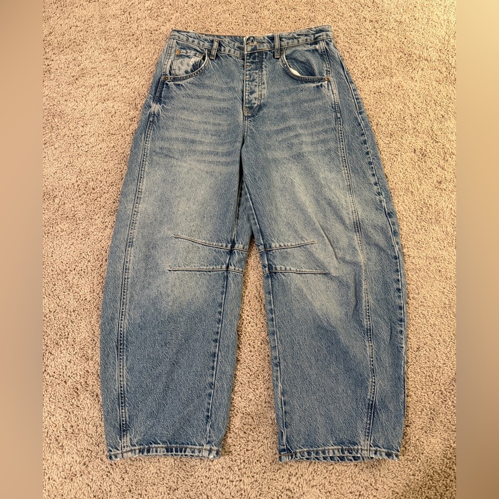 Free people- We the free good luck mid rise barrel Jean